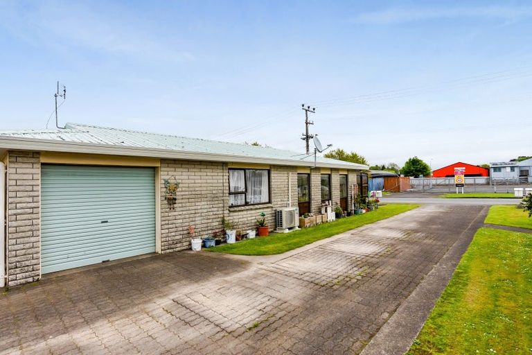 Photo of property in 2/168 Juliet Street, Stratford, 4332