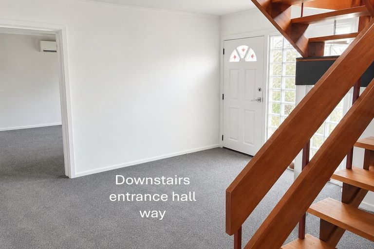 Photo of property in 1 Bluewater Place, Wattle Downs, Auckland, 2103