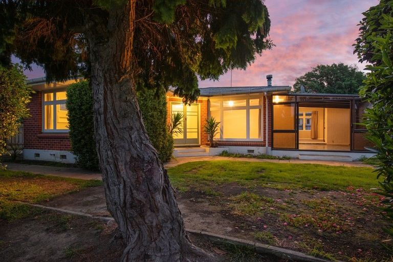 Photo of property in 34 Cubitt Street, Blenheim, 7201