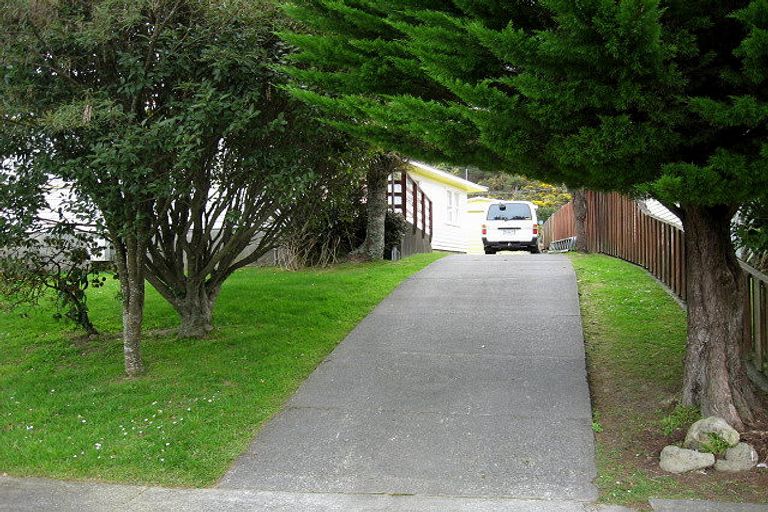 Photo of property in 28 Enfield Street, Wainuiomata, Lower Hutt, 5014
