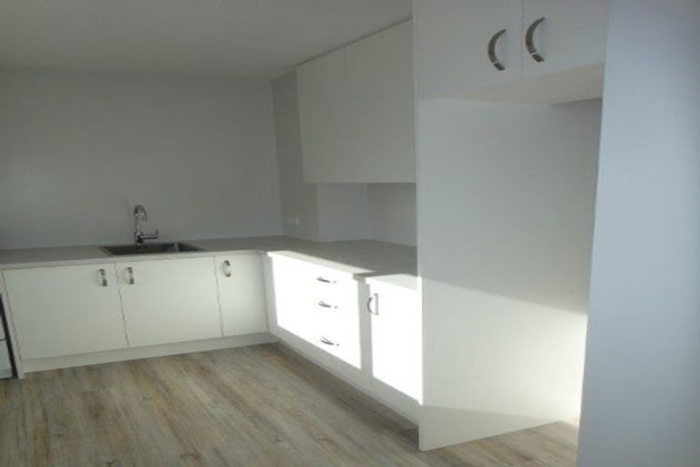 Photo of property in 1/48 Straven Road, Riccarton, Christchurch, 8011