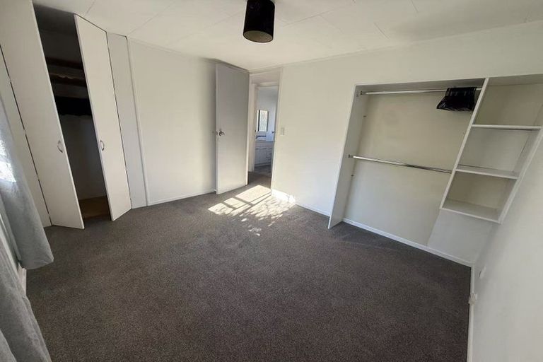 Photo of property in 168 Universal Drive, Henderson, Auckland, 0610