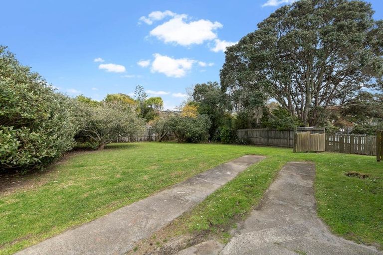 Photo of property in 48a Woodlands Crescent, Browns Bay, Auckland, 0630