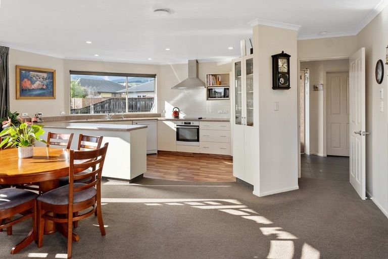 Photo of property in 8 Baxter Place, Stoke, Nelson, 7011