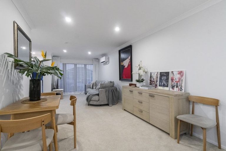 Photo of property in 1/97b Mokoia Road, Birkenhead, Auckland, 0626