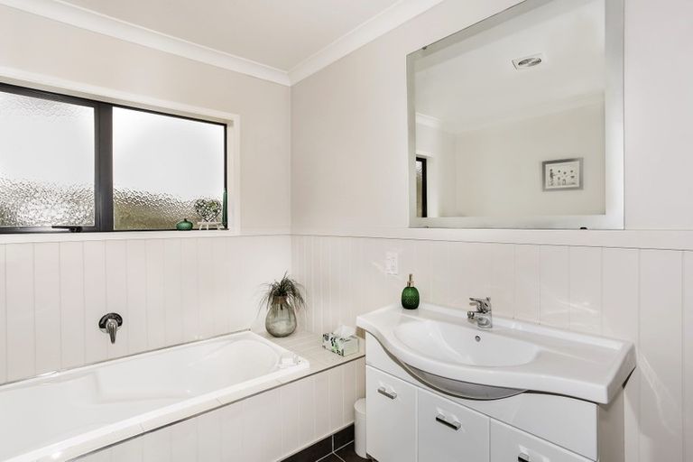 Photo of property in 275h Paparimu Road, Hunua, Papakura, 2583