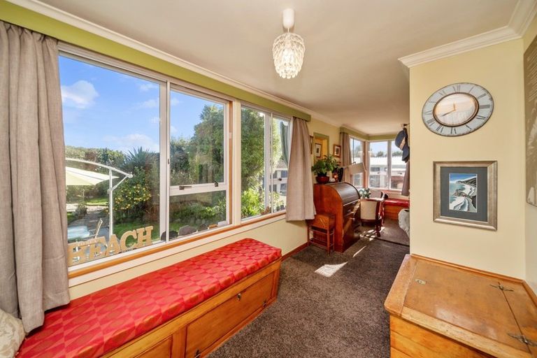 Photo of property in 7091 South Road, Warea, New Plymouth, 4381