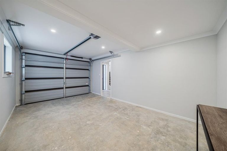Photo of property in 44f Phillip Street, Johnsonville, Wellington, 6037