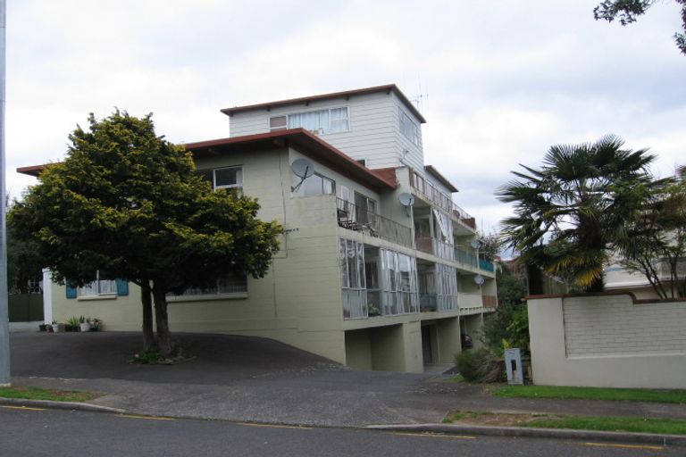 Photo of property in 1/110 Hamilton Street, Tauranga, 3110