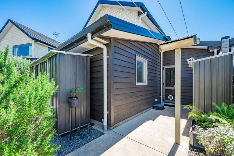 Photo of property in 5 Jade Lane, Paraparaumu, 5032