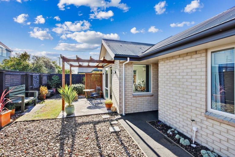Photo of property in 7b Bentley Street, Russley, Christchurch, 8042