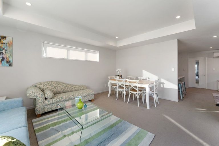 Photo of property in 9 Tangy Loch Lane, Broomfield, Christchurch, 8042
