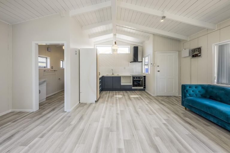 Photo of property in 39 Walters Road, Takanini, 2112