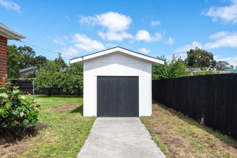 Photo of property in 17 Ballantyne Avenue, Upper Riccarton, Christchurch, 8041