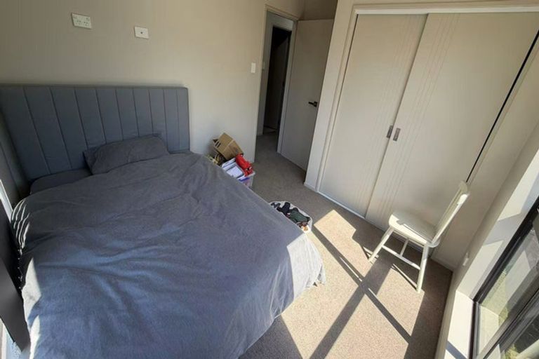 Photo of property in 89a Cascades Road, Pakuranga Heights, Auckland, 2010