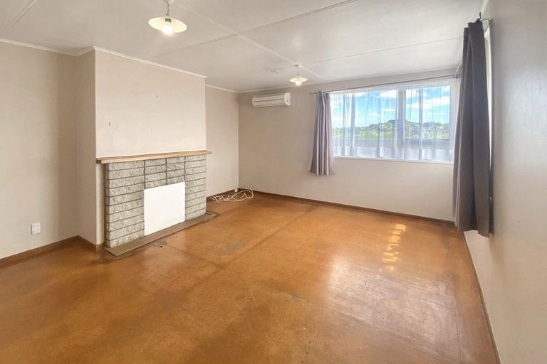 Photo of property in 63 Titoki Street, Castlecliff, Whanganui, 4501