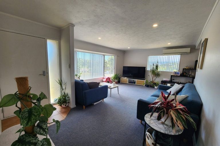 Photo of property in 2 Thimble Lane, Whitby, Porirua, 5024