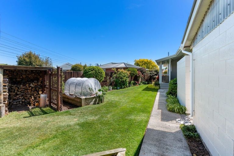 Photo of property in 23a Carbine Place, Sockburn, Christchurch, 8042