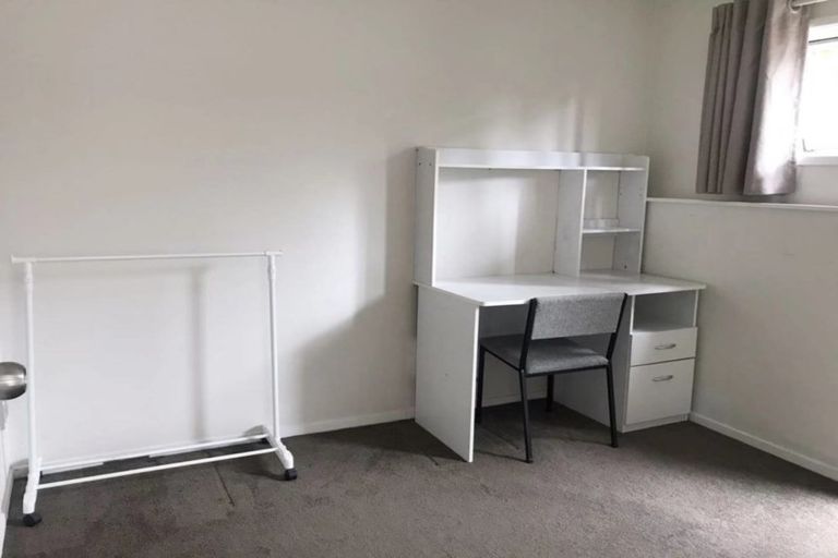 Photo of property in 71 Chartwell Avenue, Glenfield, Auckland, 0629