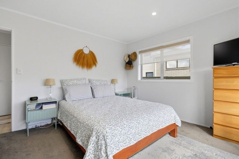 Photo of property in 3a Compton Place, Mount Maunganui, 3116