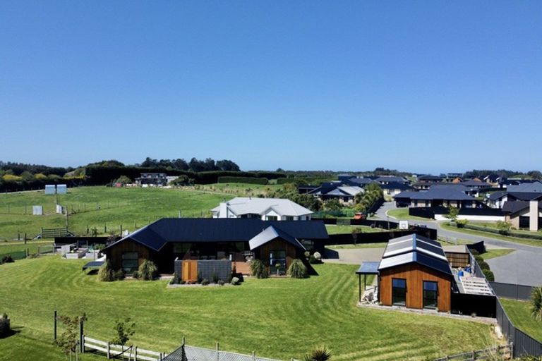 Photo of property in 9 Court Of Ascot, Seaward Bush, Invercargill, 9812