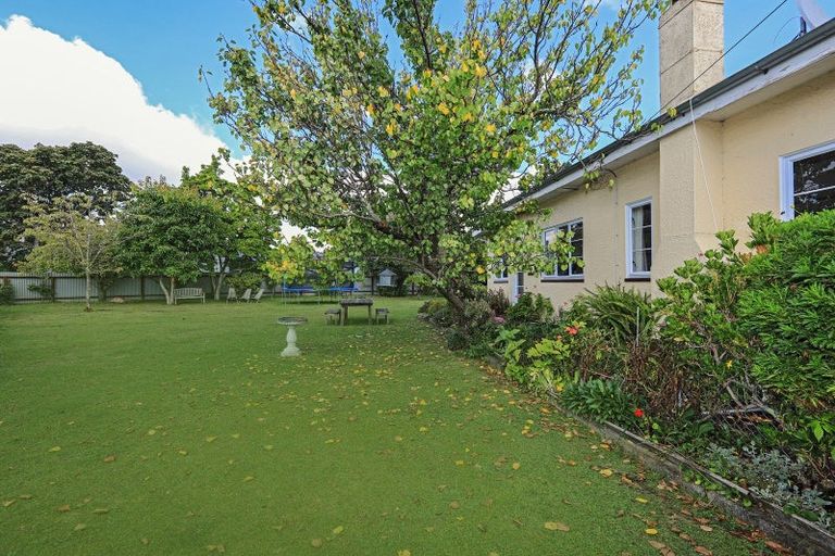 Photo of property in 21 Te Aute Road, Havelock North, 4130
