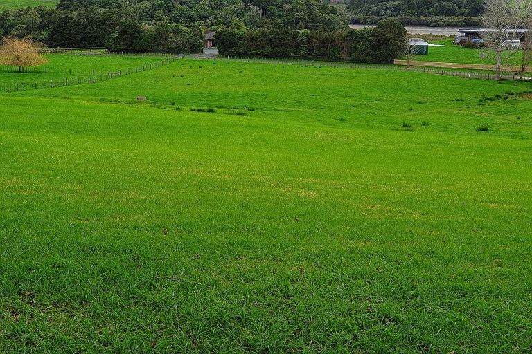 Photo of property in 91 Jumna Road, Maungaturoto, 0587