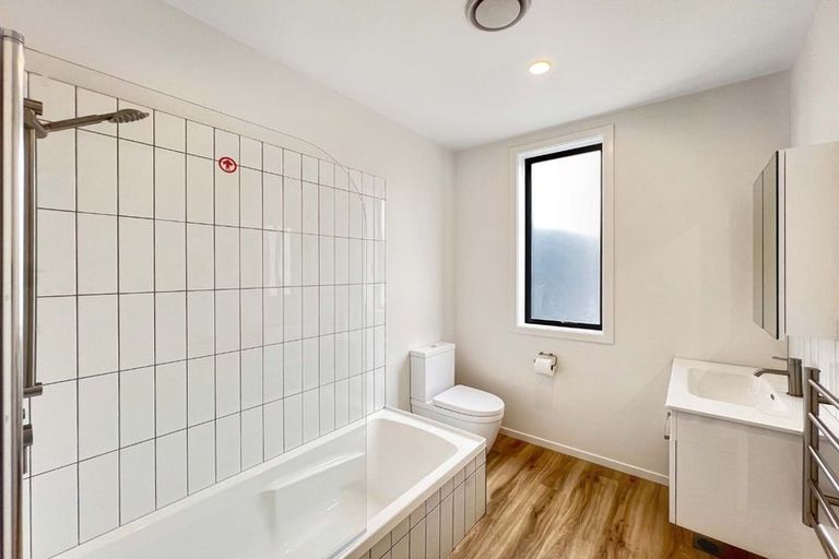 Photo of property in 39 Pipi Place, Levin, 5510