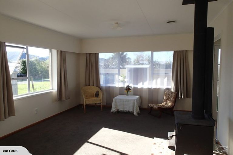 Photo of property in 101 Edward Street, Wakefield, 7025