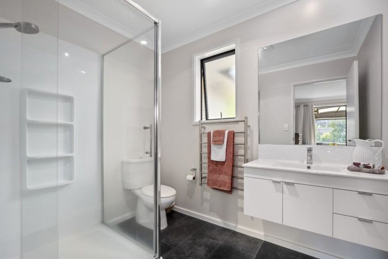 Photo of property in 15 Shoreview Close, Omokoroa, 3114