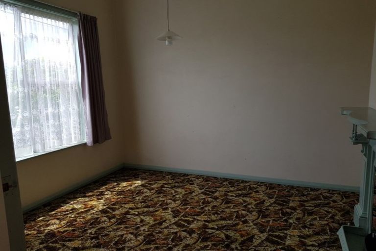 Photo of property in 54 Derby Street, Westport, 7825