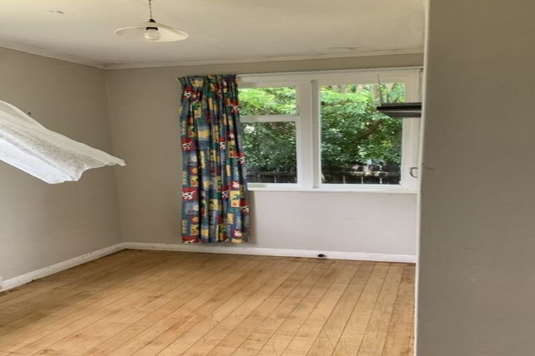 Photo of property in 14 Arimu Road, Papakura, 2110