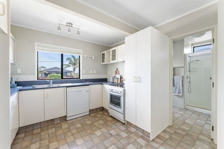 Photo of property in 325a Oceanbeach Road, Mount Maunganui, 3116