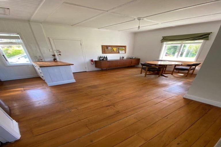 Photo of property in 185 Bucks Road, Tauwharenikau, Featherston, 5773