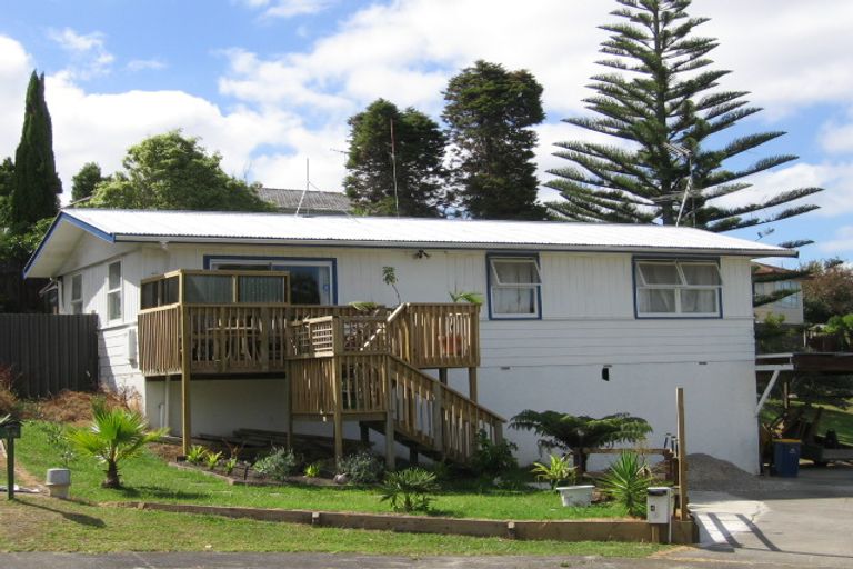 Photo of property in 46 Japonica Drive, Beach Haven, Auckland, 0626