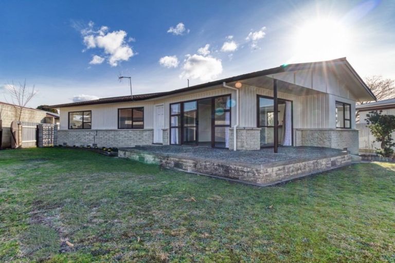 Photo of property in 44 Columbus Crescent, Flaxmere, Hastings, 4120