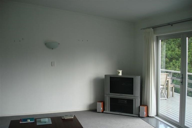 Photo of property in 79 Stott Avenue, Birkdale, Auckland, 0626