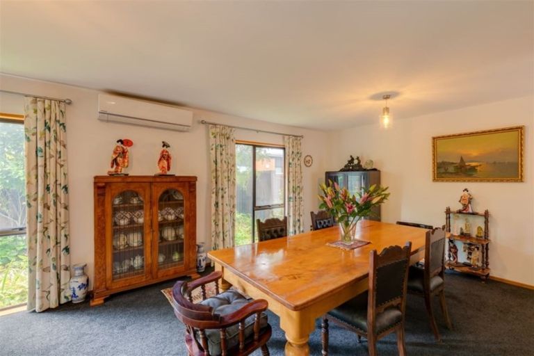 Photo of property in 22 Poynder Avenue, Merivale, Christchurch, 8014