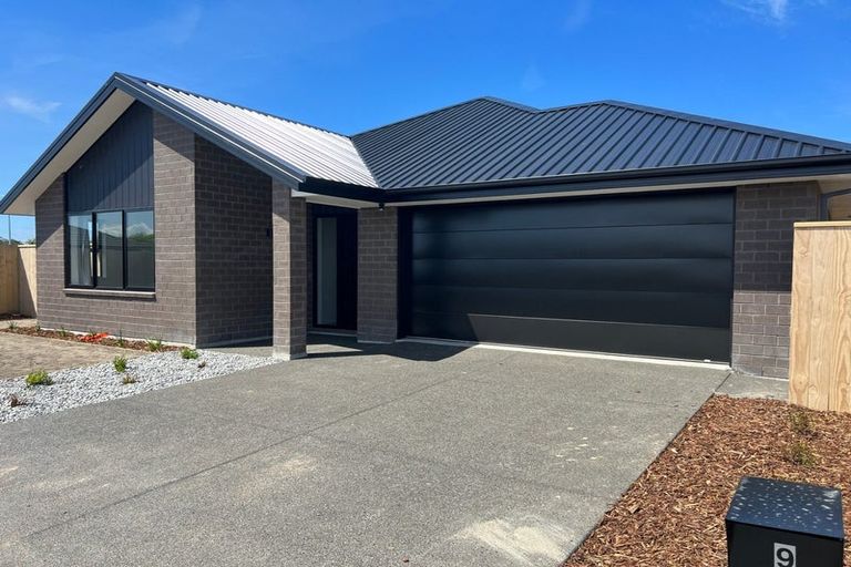 Photo of property in 11 Kurashiki Street, Halswell, Christchurch, 8025