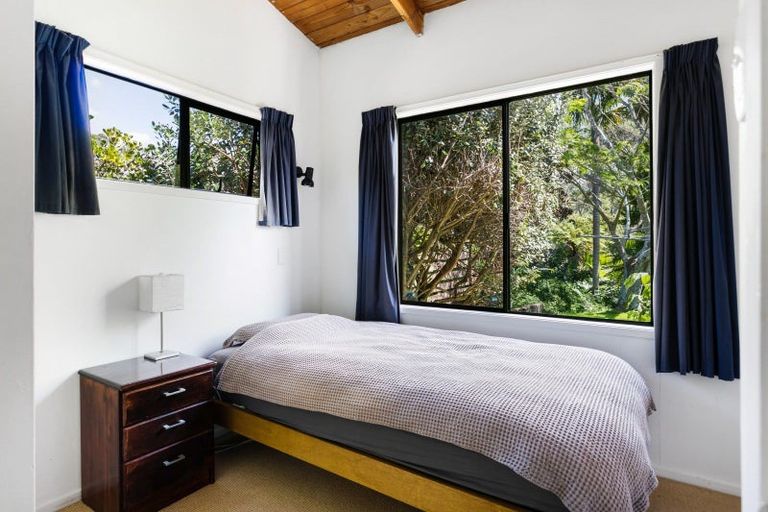 Photo of property in 48 Lysnar Street, Okitu, Gisborne, 4010