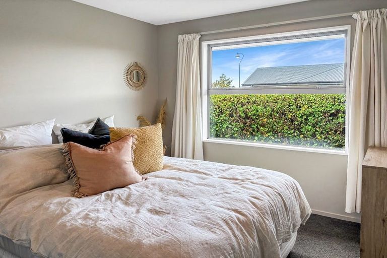 Photo of property in 12 Helmore Street, Rangiora, 7400