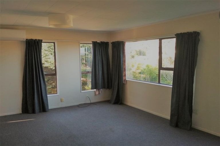 Photo of property in 28a Old Coach Road, Johnsonville, Wellington, 6037