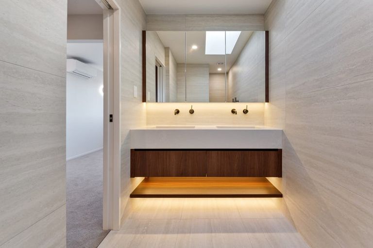 Photo of property in 318 Swanson Road, Henderson, Auckland, 0610