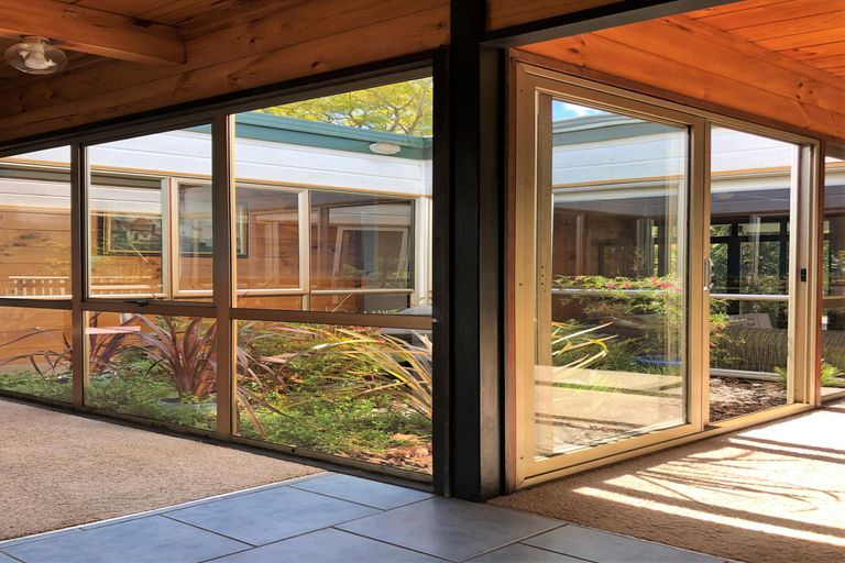 Photo of property in 10 Mission Road, Kerikeri, 0230