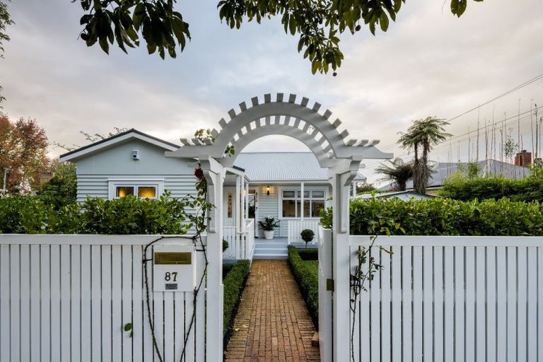 Photo of property in 87 Cook Street, Hamilton East, Hamilton, 3216