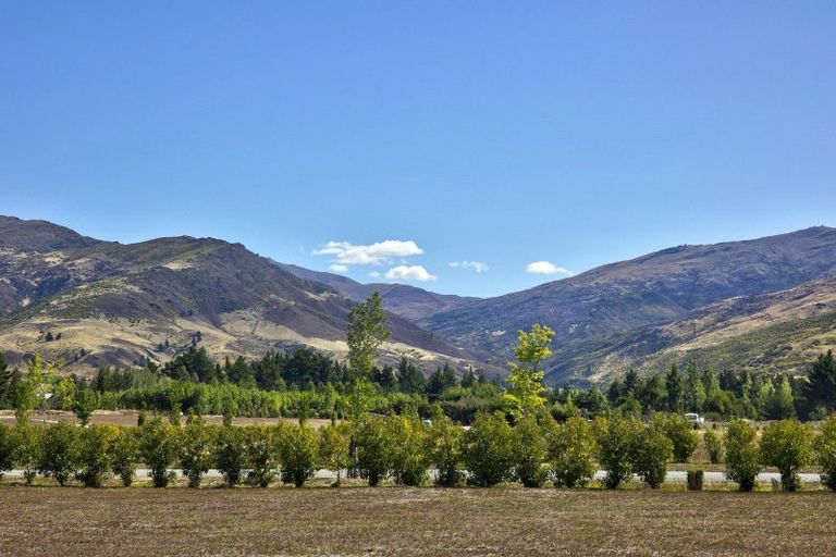 Photo of property in 75 Stone Drive, Cromwell, 9384