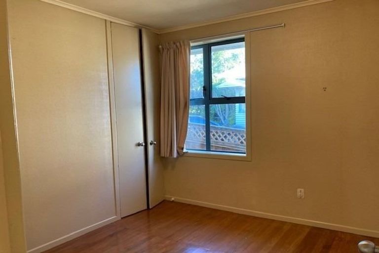 Photo of property in 5 Lewis Road, Pakuranga, Auckland, 2010