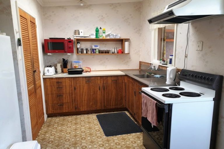 Photo of property in 32 Barraud Street, Dannevirke, 4930