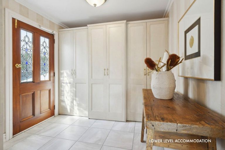 Photo of property in 56 Queen Street, Northcote Point, Auckland, 0627