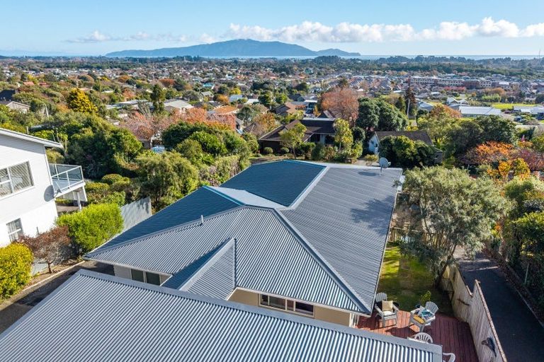 Photo of property in 103 Winara Avenue, Waikanae, 5036